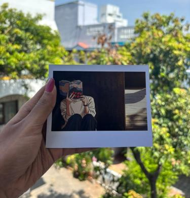 White Polaroid - Landscape - Hand Size